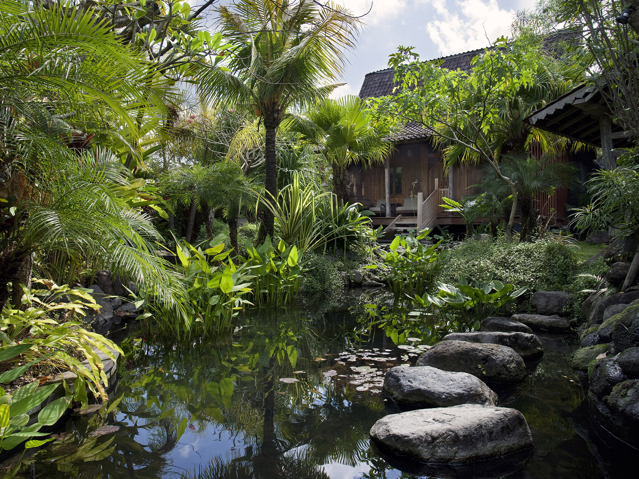 Villa Radha - Entrance pond - Dea Villas - Villa Radha, Canggu, Bali